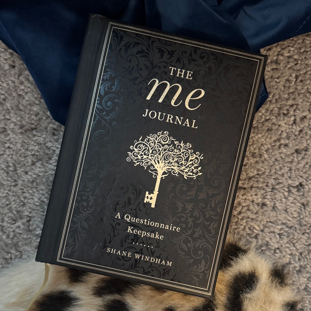 The Me Journal - Black and Gold Keepsake